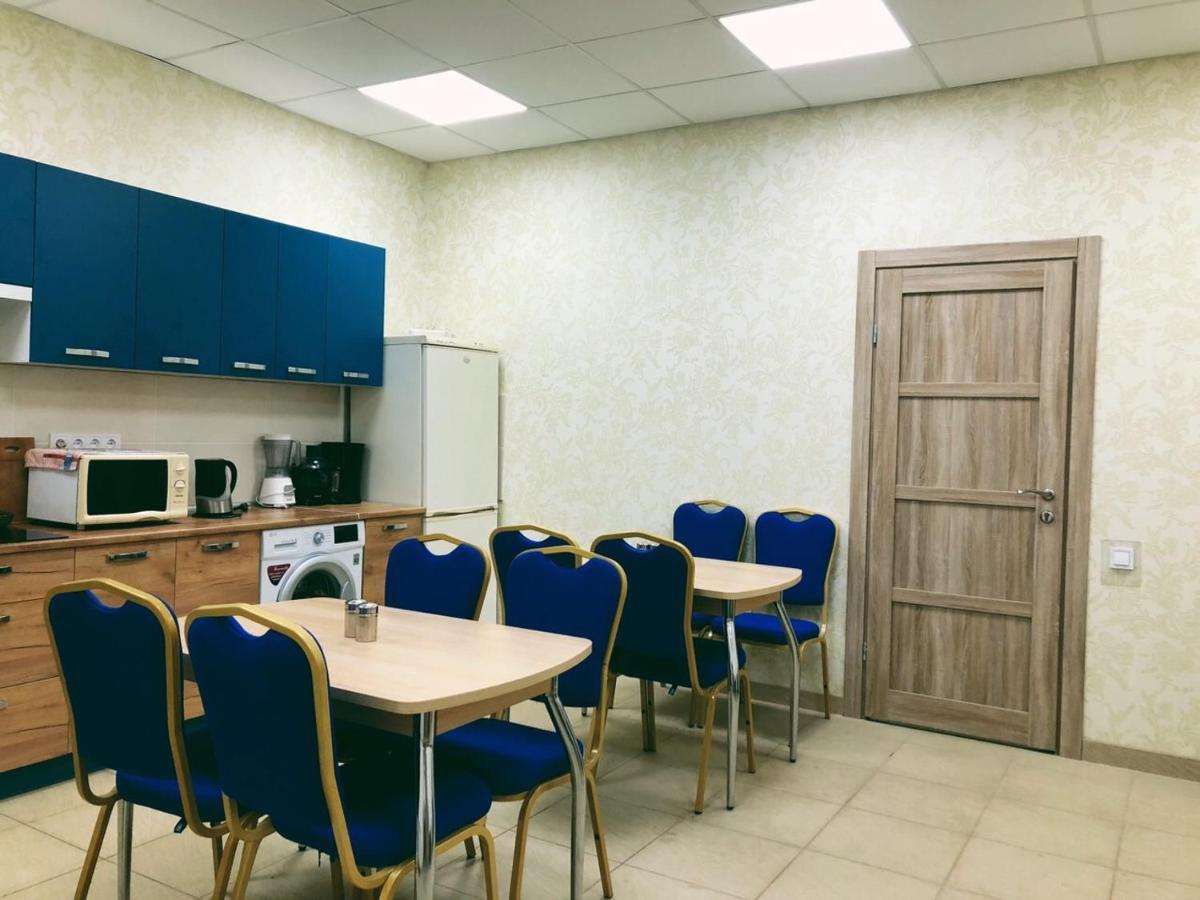 Annet Hostel Charkov Buitenkant foto